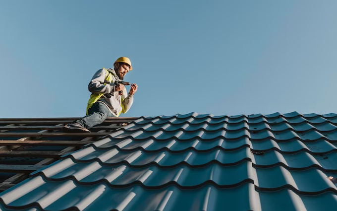 long-shot-man-working-roof_23-2148748777.png